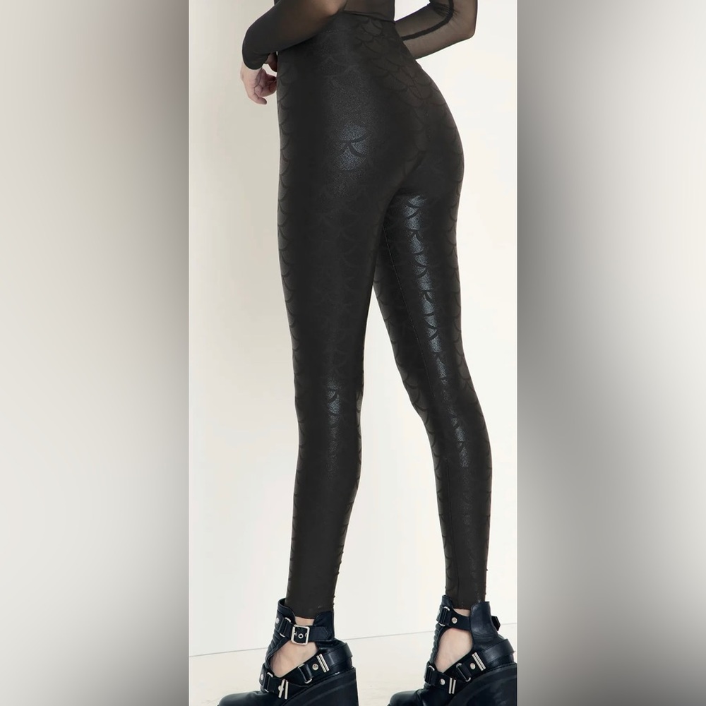 BlackMilk Mermaid Leggings!!